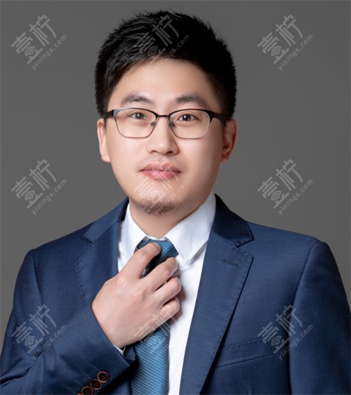 周顺波医生照片